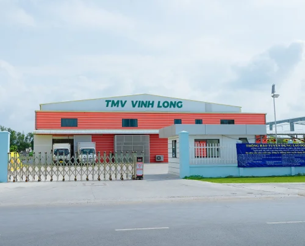 CÔNG TY TNHH TMV VINA